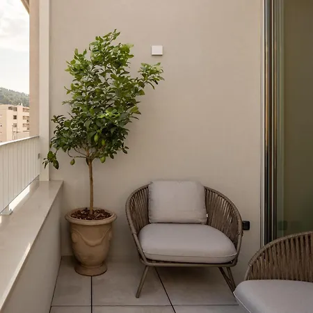 Rooftop Jacuzzi & View Апартаменты