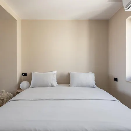 Апартаменты Rooftop Jacuzzi & View